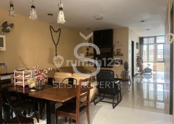 Dijual Rumah 2 Lantai Siap Huni di Taman Kopo Indah Bdg