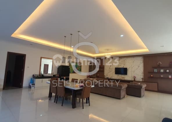 Dijual Rumah Posisi Mainroad di Setiabudi Lembang Bdg Barat