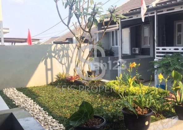 Ready-to-Occupy and Comfortable House in Cimahi City, Parahyangan Land