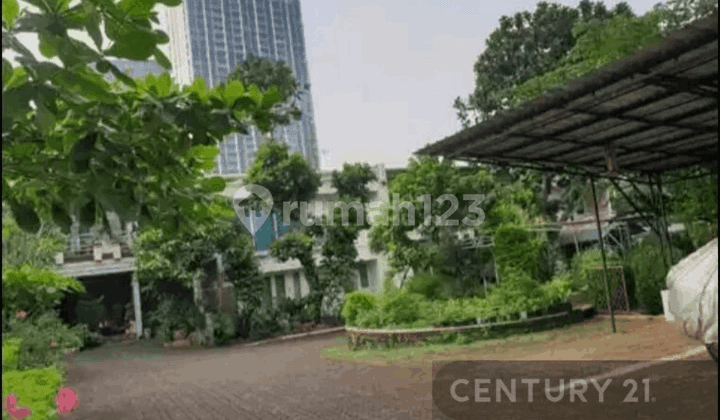 Rumah Strategis Dalam Town House di Cilandak 6240