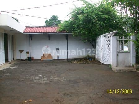 Hrumah Lama, Sedikit Renovasi, Lokasi Bagus