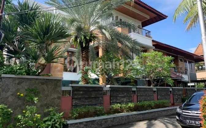 Beautiful Ready-to-Occupy House, Affordable Price, Sunter Agung