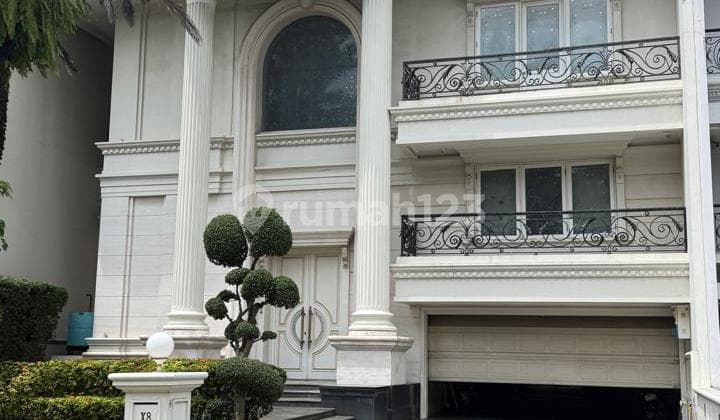 Rumah Mewah Rapih Bagus Semi Furnished Pik