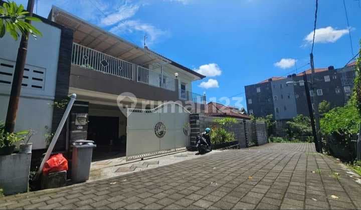 Rumah Mewah 2Lantai Jl Gunung Catur Gatsu Barat Denpasar Barat