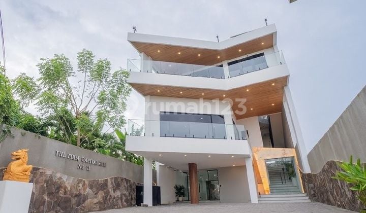 Villa Mewah dan Strategis 8Kt View Laut Sanur Bali
