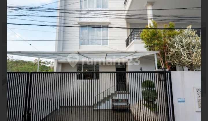 Luxury Villa with Beach View Near Movenpick Jimbaran Bali