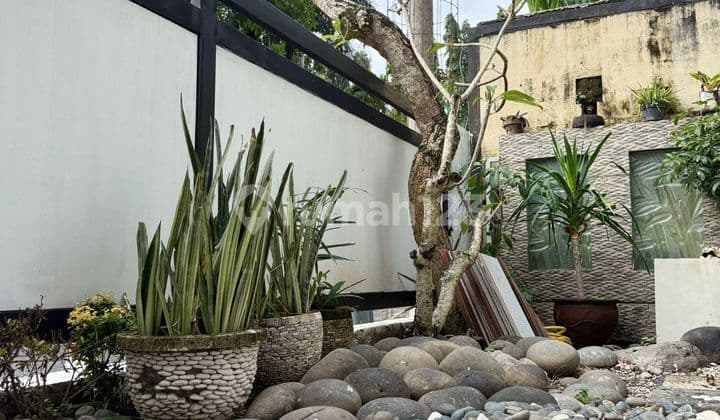 Rumah Semi Villa Greenlot Residece Munggu Badung Bali