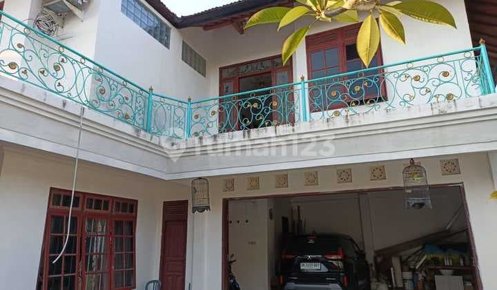 6 Bedroom House in Kertaraharja, Sidakarya, South Denpasar, Near Public Facilities