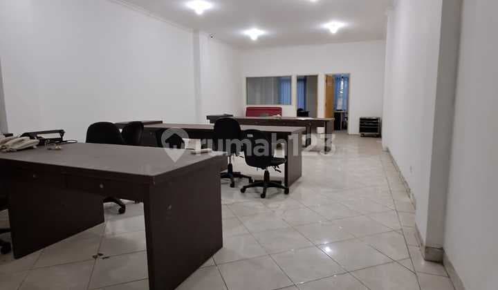 Disewakan Ruko Siap Pakai di Mainroad Karapitan Bandung