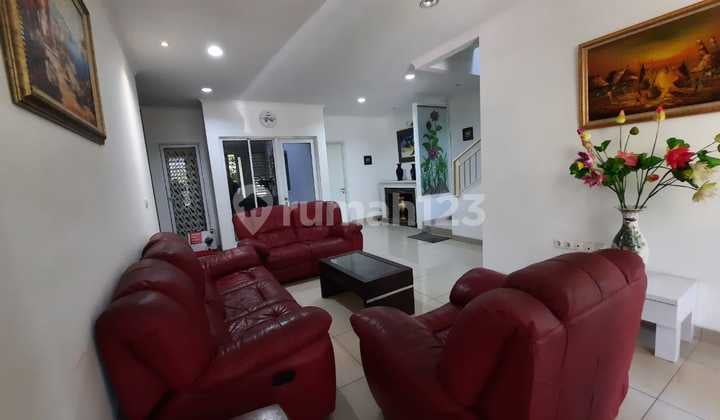 Dijual Rumah di Summarecon Bandung Sudah Renovasi