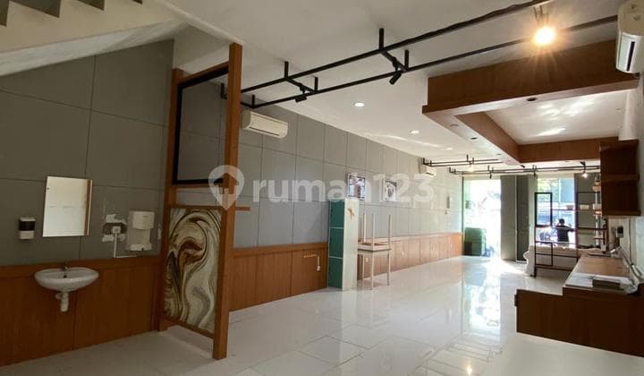 Disewakan Ruko depan Kampus Maranatha Suryasumantri Bandung