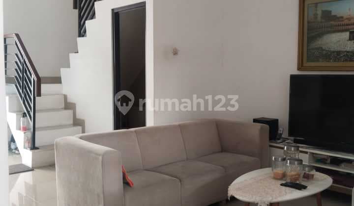 Dijual Rumah Cantik di Arcamanik Bandung