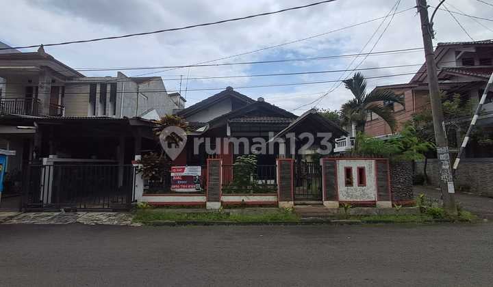 Dijual Rumah Hook di Komplek Margawangi Margacinta Bandung
