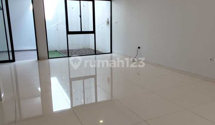 Dijual Rumah Minimalis di Taman Holis Indah Bandung Baru
