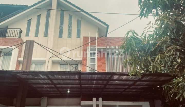For Sale Beautiful Villa House in Cipageran, North Cimahi