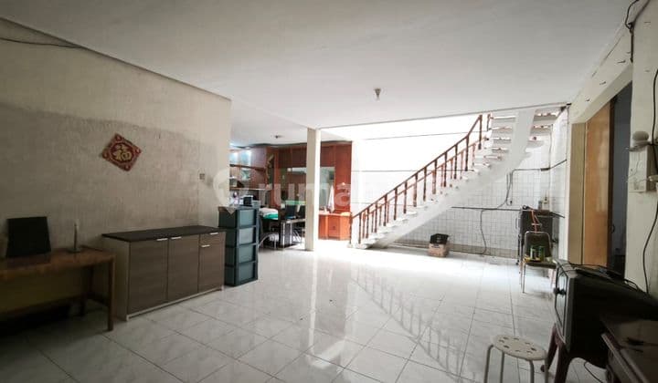 Dijual Ruko di Otto Iskandar Dinata Bandung Siap Pakai