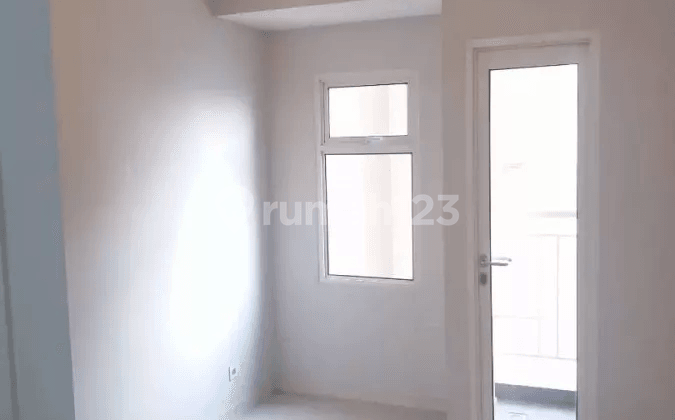 Disewakan Apartemen Madison Park studio semi furnish