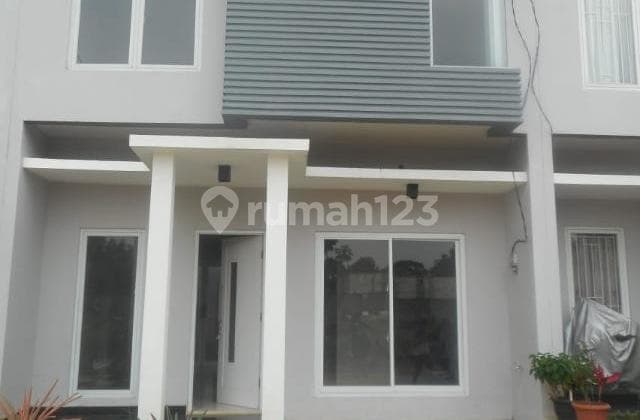 Rumah 2 Lantai Baru SHM Dalam Cluster Jl Limo Meruyung Depok