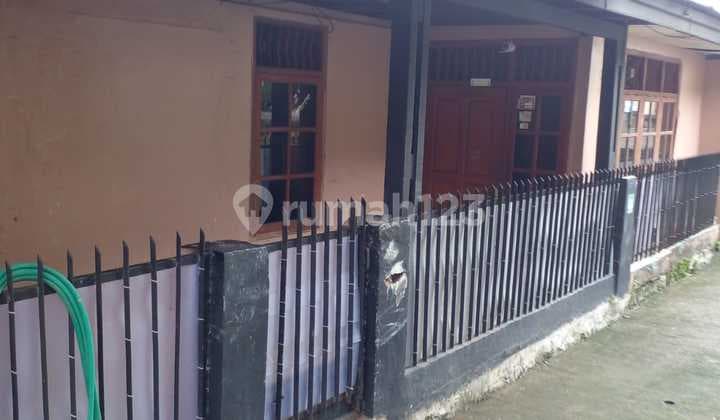 Ready-to-Occupy House For Quick Sale In Perumnas Pancoran Mas Depok