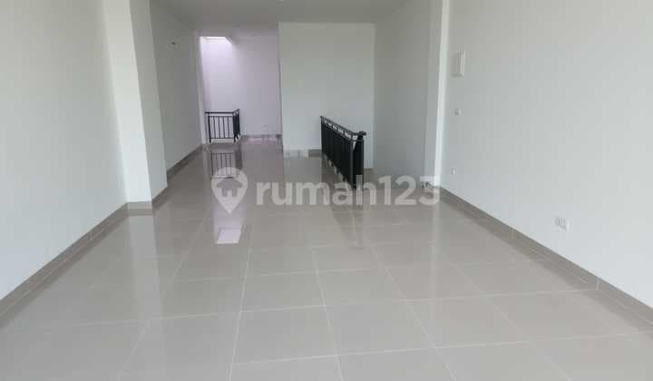 Disewakan Ruko La Riviera Pik 2 Uk 4.5X15 (3 Lantai) Harga Termurah
