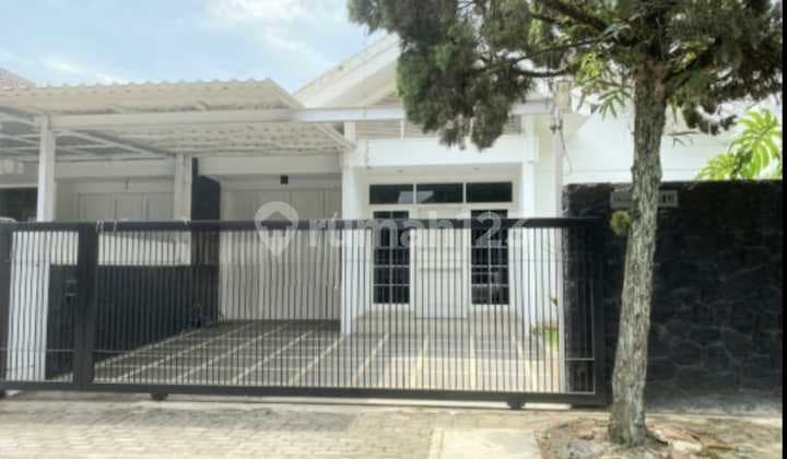 Rumah Minimalis Furnished Dalam Cluster di Singgasana Pradana