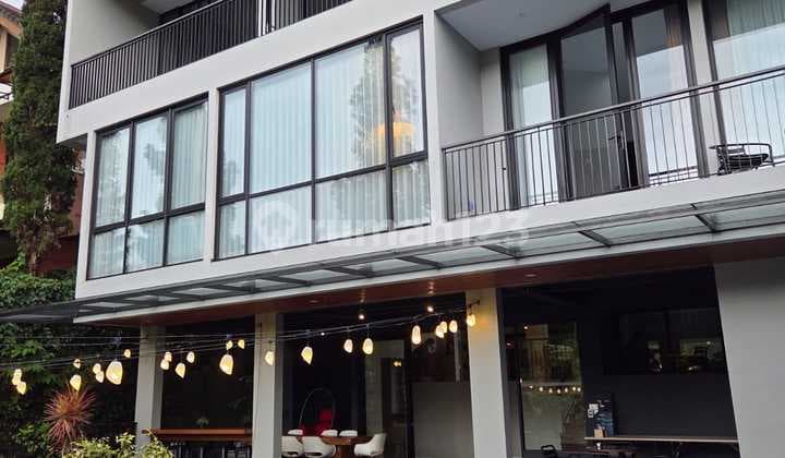 Luxurious Premium House at Dago Pakar Resort Bandung