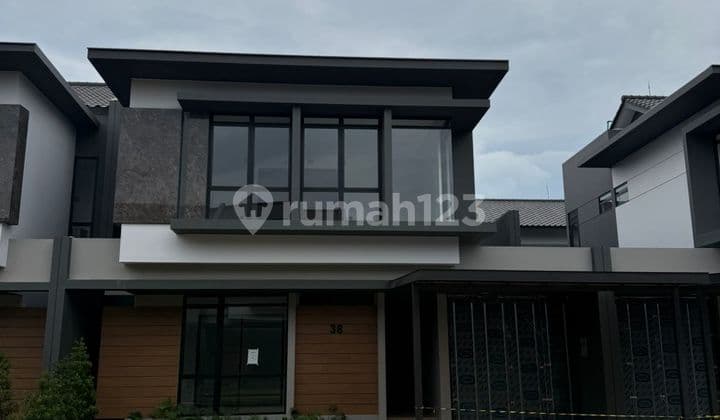 Rumah Baru Modern Minimalis Siap Huni di Nilacakra Kbp