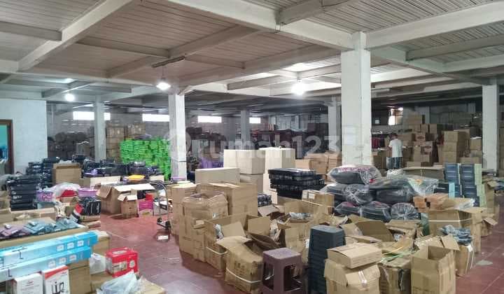 Strategic 2-Storey Warehouse in Caringin, Bandung