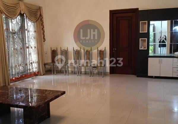 Rumah siap huni di Puri Mediterania