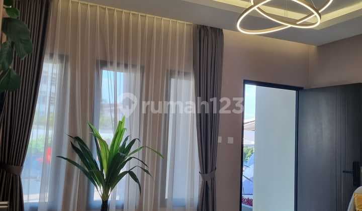 Rumah 2lantai di Perumahan Moderland, cluster Waterfront, tangerang kota