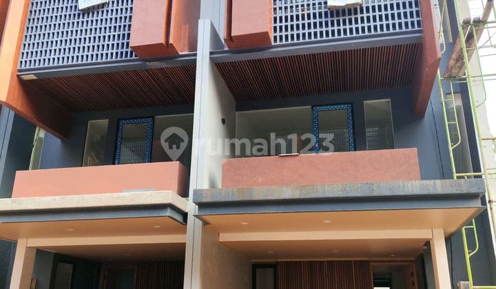 Rumah Dijual Di Cluster Solite At Permata Buana
