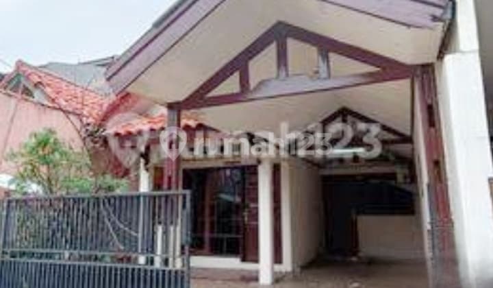 Affordable Sale: 1.5-Story House in Puri Depok Mas, Pancoran Mas, Depok