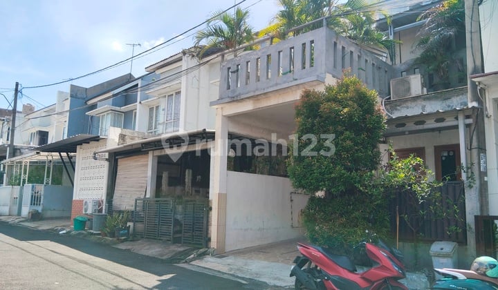 Jual Rumah 2 Lantai di Perum Hilltop, Jl. H. Japat,Abadijaya Depok