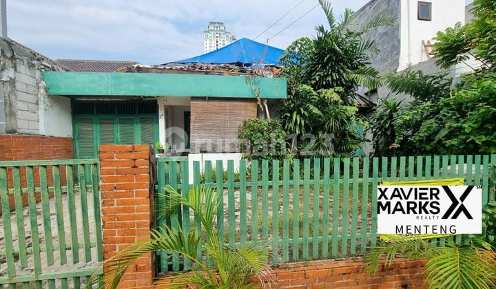Rumah Lama Hitung Tanah Area Tenang di Guntur, Jakarta Selatan
