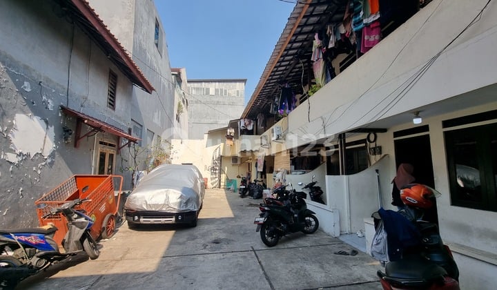 Kontrakan 12 Pintu Jual Cepat di Rawa Belong, Kebon Jeruk