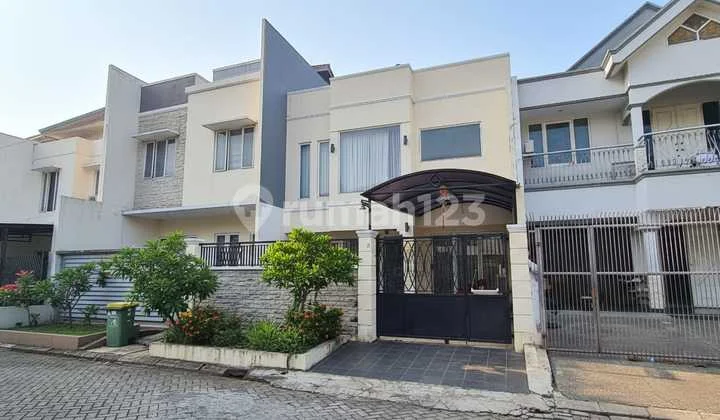 Pik. South House. Renovated. Semi Furnished. Negotiable.