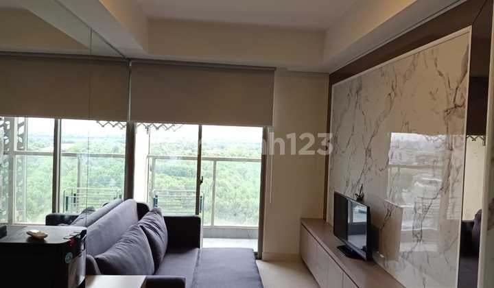Apartemen Gold Coast 2 BR Semi Furnished View City