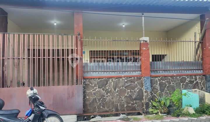 Rumah Karang Empat Surabaya