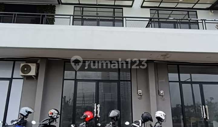 Disewakan Ruko Baru 3 Lantai Grand Easten Hill Sukolilo Surabaya Timur Depan Club House Dekat Pakuwon City, Its