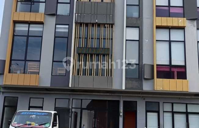 For Rent 3-Story Shop House Eastern Park Sukolilo Surabaya