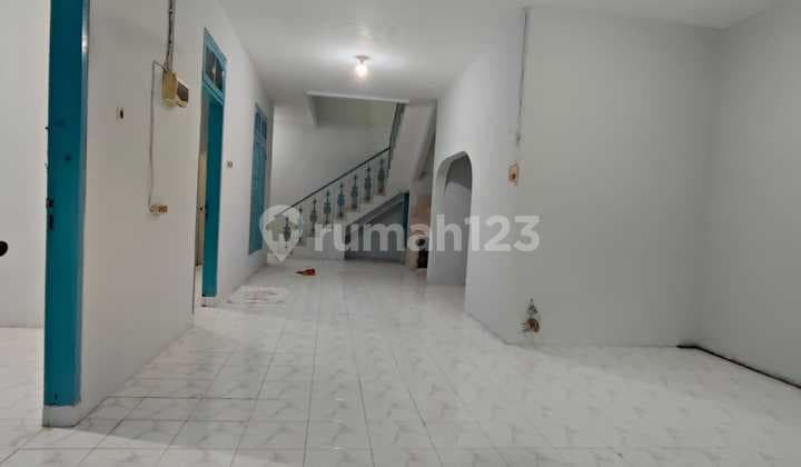 Disewakan Rumah Sutorejo Selatan Depan Taman Surabaya Timur