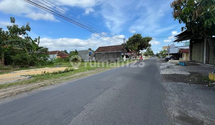 Dekat Jl Laksda Adisucipto Tanah Tepi Jalan Utama Berbah SHM P