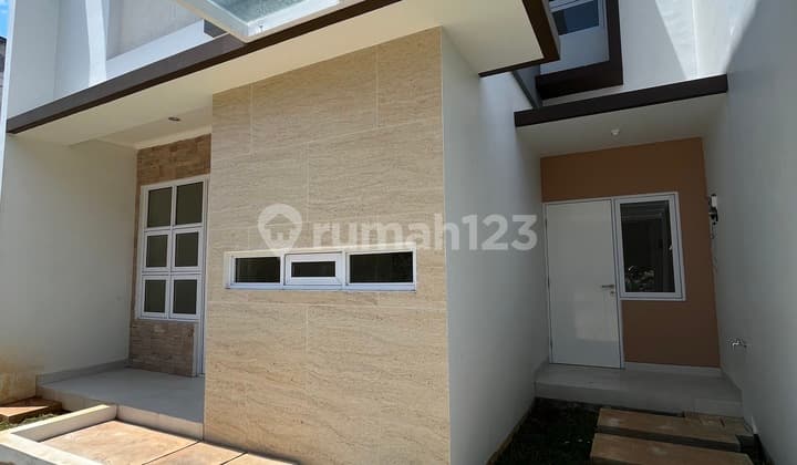 Rumah Cantik Fasilitas Lengkap Di Cinere