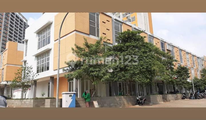 Ruko ready di cinere lingkungan aman dan asri cocok untuk usaha atau perkantoran
