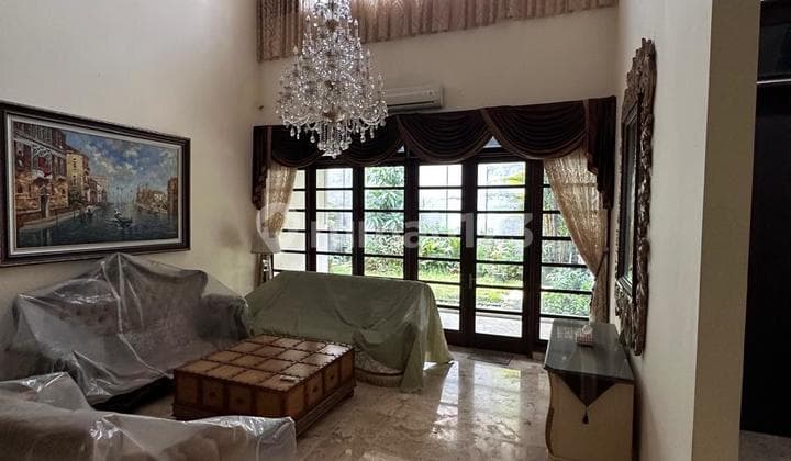 Rumah Sewa Bekas Klinik Area Kebayoran Baru