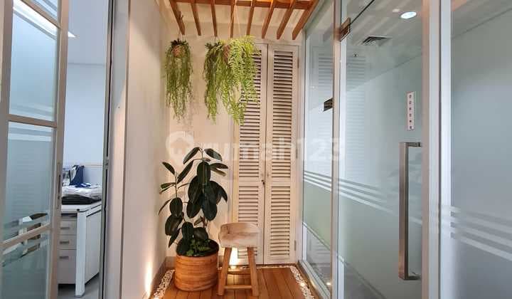 Di Jual The Smith Office