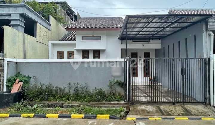 Rumah Perumahan Mahkota Simprug Peninggilan Ciledug Tangerang