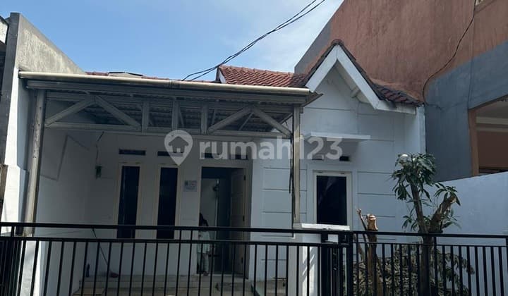 Rumah di Komplek Duta Bintaro Cluster Ubud Graha Bintaro Tangsel