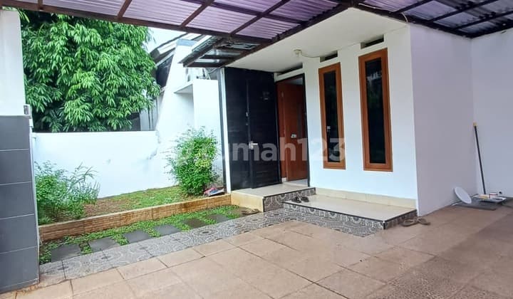 Rumah di Villa Gunung Lestari Jombang Sudimara Tangerang Selatan
