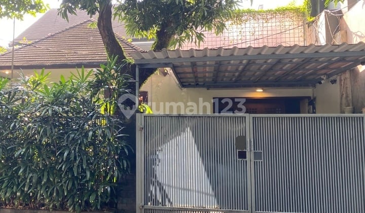 Rumah Di Jln Kerinci Kebayoran Baru Mayestik Jakarta Selatan